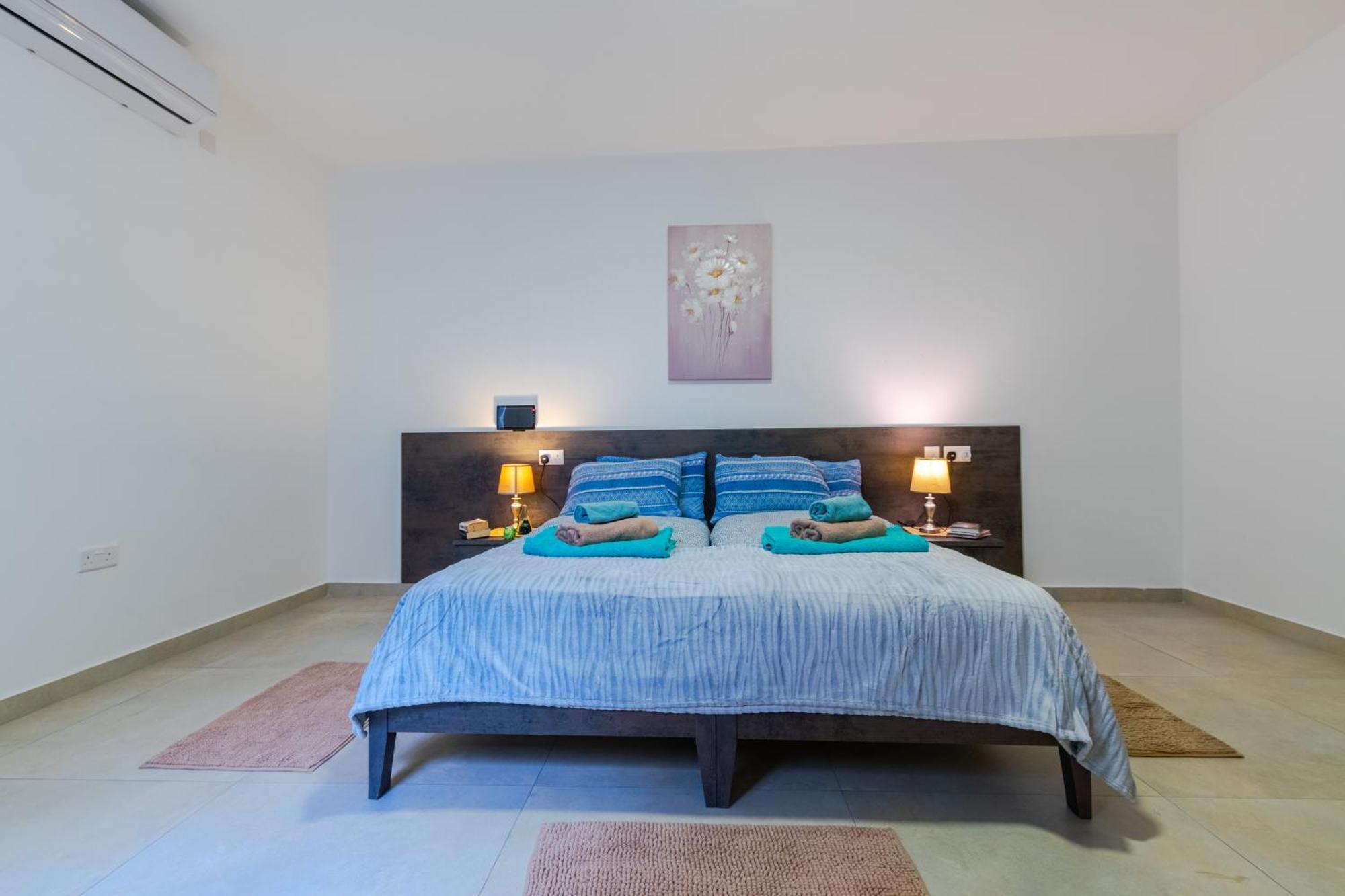 Brand New Apartment 3Bdr 2 Bth H7 세인트폴스베이 외부 사진