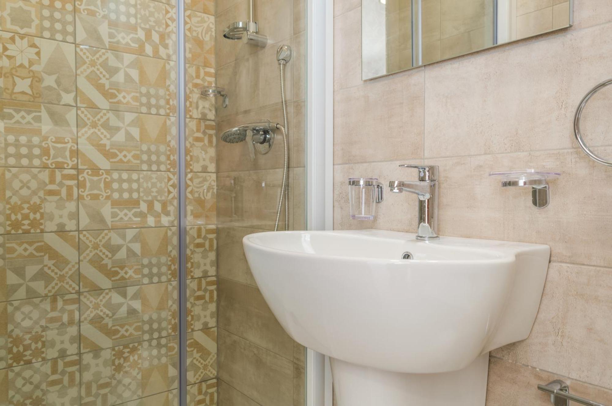 Brand New Apartment 3Bdr 2 Bth H7 세인트폴스베이 외부 사진