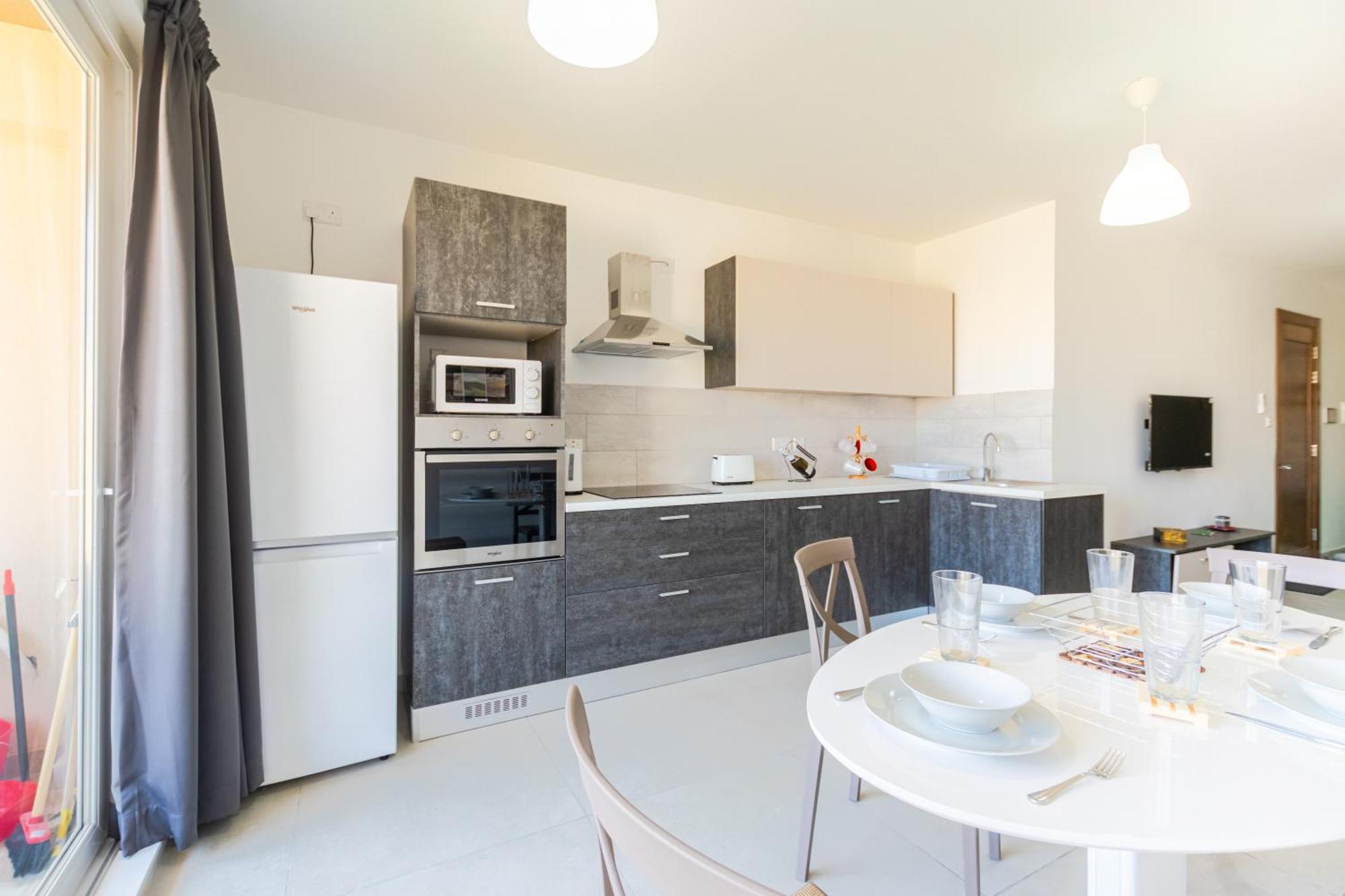Brand New Apartment 3Bdr 2 Bth H7 세인트폴스베이 외부 사진