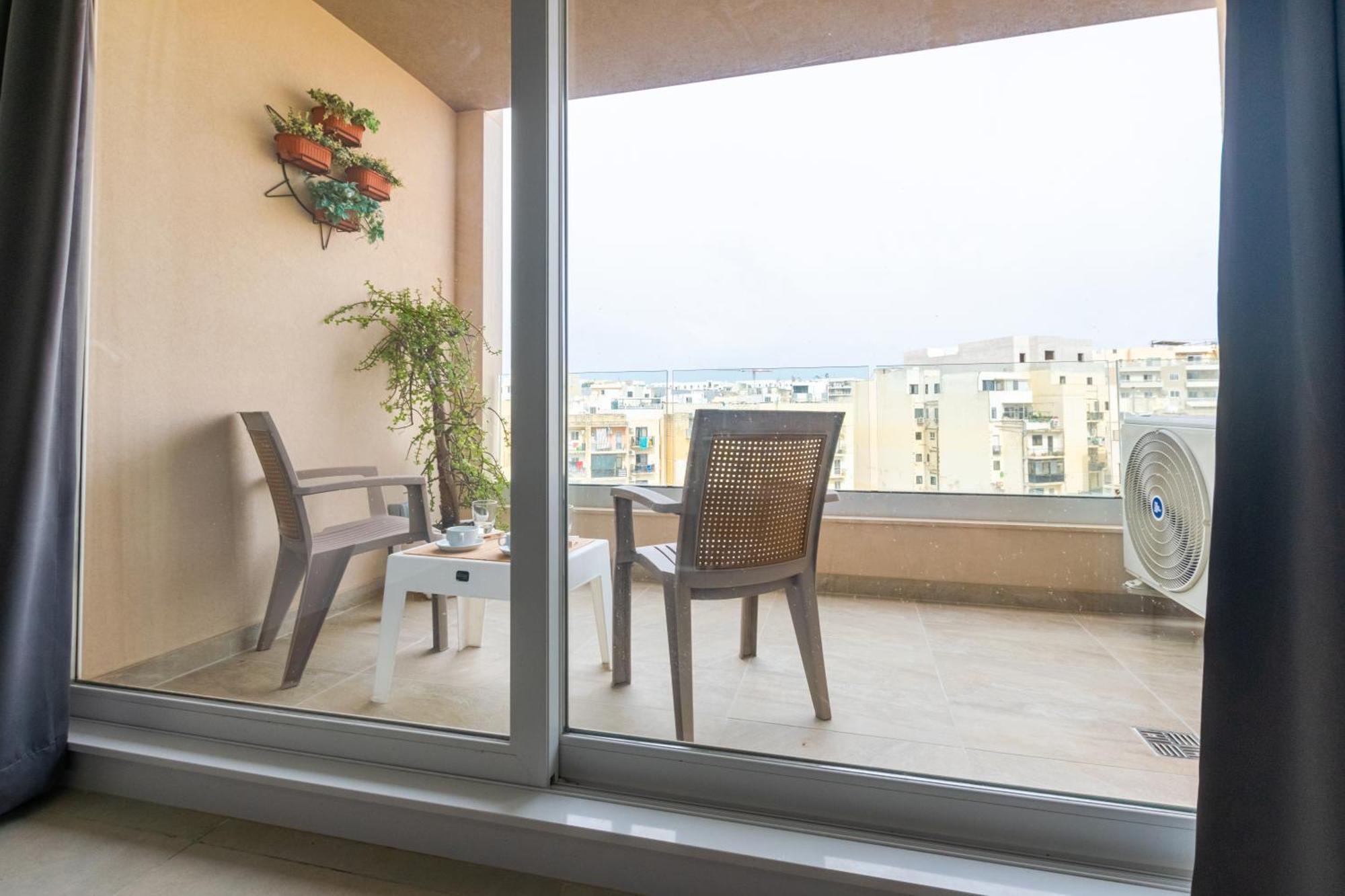 Brand New Apartment 3Bdr 2 Bth H7 세인트폴스베이 외부 사진